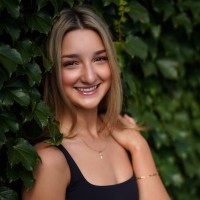 Charles University (Univerzita Karlova) Employee Annabelle McGinnity's profile photo