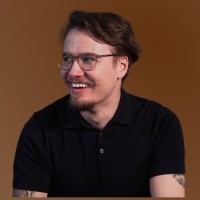 Henri Oru Email