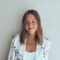 Henia Gringarten Email & Phone Number