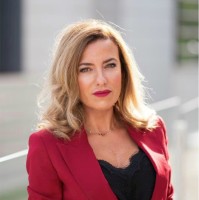 María Gutiérrez Email
