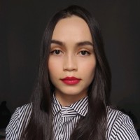Alessandra Campos Email