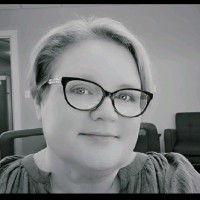 Jennifer Crump Email & Phone Number