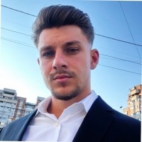 Berg Software Employee Roberto Lefter's profile photo