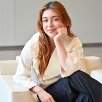 Alyssa Flores Email & Phone Number