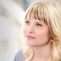 LashDip Employee Gina Mondragon's profile photo