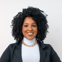 Lever 4 Employee Mayara Ferreira's profile photo