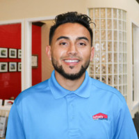 Istueta Roofing Employee Juan Rincon's profile photo
