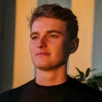 Kai Blumenberg Email