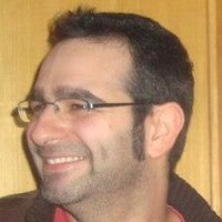 Thomas Pétry Email