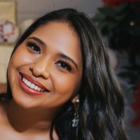 Rina Vargas Rendón Email & Phone Number