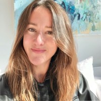 Holt Renfrew Employee Jenn Wallace's profile photo