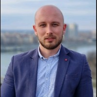 Dušan Stanković Email
