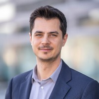 Lukas Leinen Email