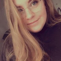Natascha V. Email