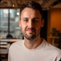 OFF+BRAND. Employee Stuart Ross's profile photo