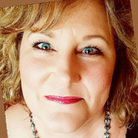 Dee Evans Email & Phone Number