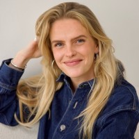 CrowdBuilding Employee Sara Getz's profile photo