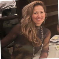 Saks Fifth Avenue Employee Clara Egan's profile photo