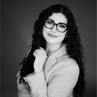 Bella Meyer Email