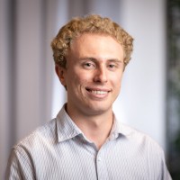 Alexander Peacock Email