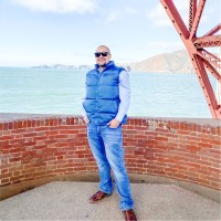 E-mail e número de telefone de Philip Holzberger