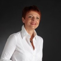 Lijana Kocbek Email