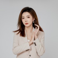 Six Degrees Intelligence Employee Yueying Zhu's profile photo