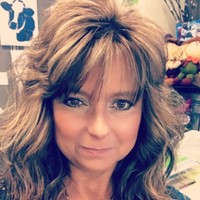 Cascade Natural Gas Employee Patty Miner's profile photo