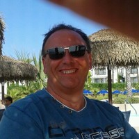 Simon South Email