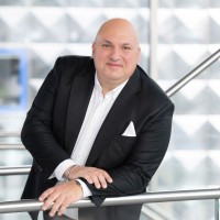 Onur Özçelik Email & Phone Number