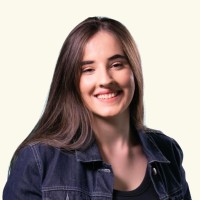 Beatriz Gomes Email