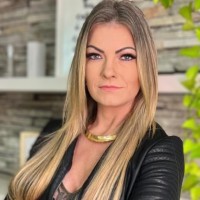 Aline Sleutjes Email