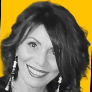 Daniela Olivi Email
