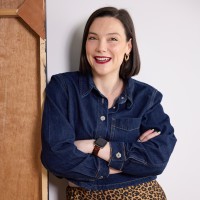 Helen Dean Email & Phone Number