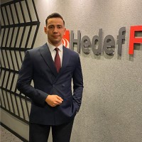 Uygar Şekerci Email