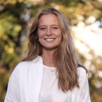 Louisa Truß Email