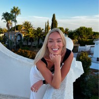 Wordsearch Employee Zoe Chilvers's profile photo