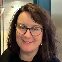 Robyn Schellebeck Email
