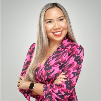 Reis-Nichols Jewelers Employee Christine Warren's profile photo