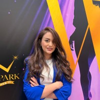 Selin Şimşek Email