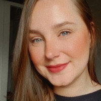 Planetfone Employee Luiza Lage's profile photo