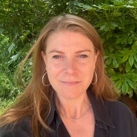 Caroline James Email