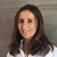 Leslie Button Email & Phone Number