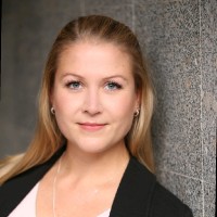 Cassandra Rücker Email