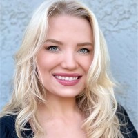 Home Instead Phoenix, Scottsdale, Cave Creek & Fountain Hills Employee Bailee Moore's profile photo