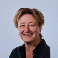 Nienke Feddes Email