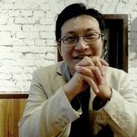 White Huang Email