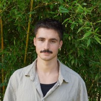 Jacob Kahn Email