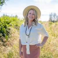 Thrive Employee Julie Nelson's profile photo