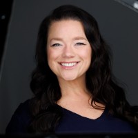 Laura Barlow Email & Phone Number